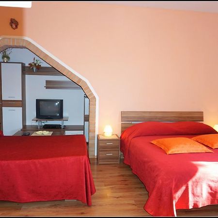 Orlando'S Apartments Oj Izola Εξωτερικό φωτογραφία