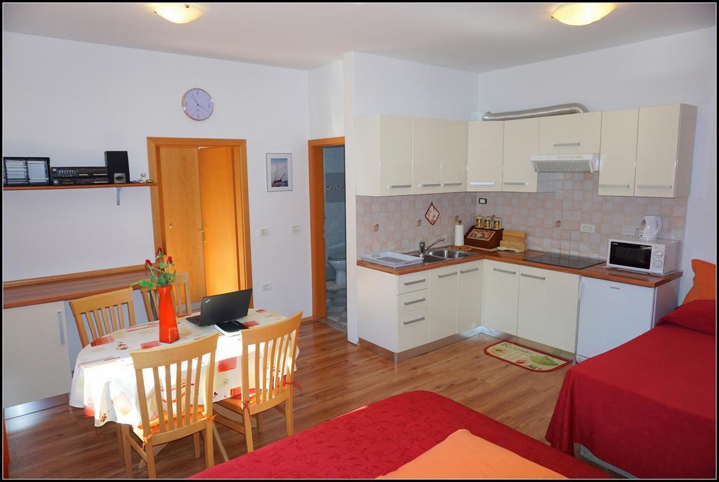 Orlando'S Apartments Oj Izola Εξωτερικό φωτογραφία